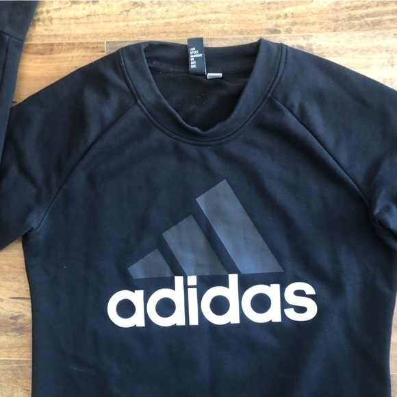 ADIDAS Essential Linear Sweatshirt - Picture 7 of 9